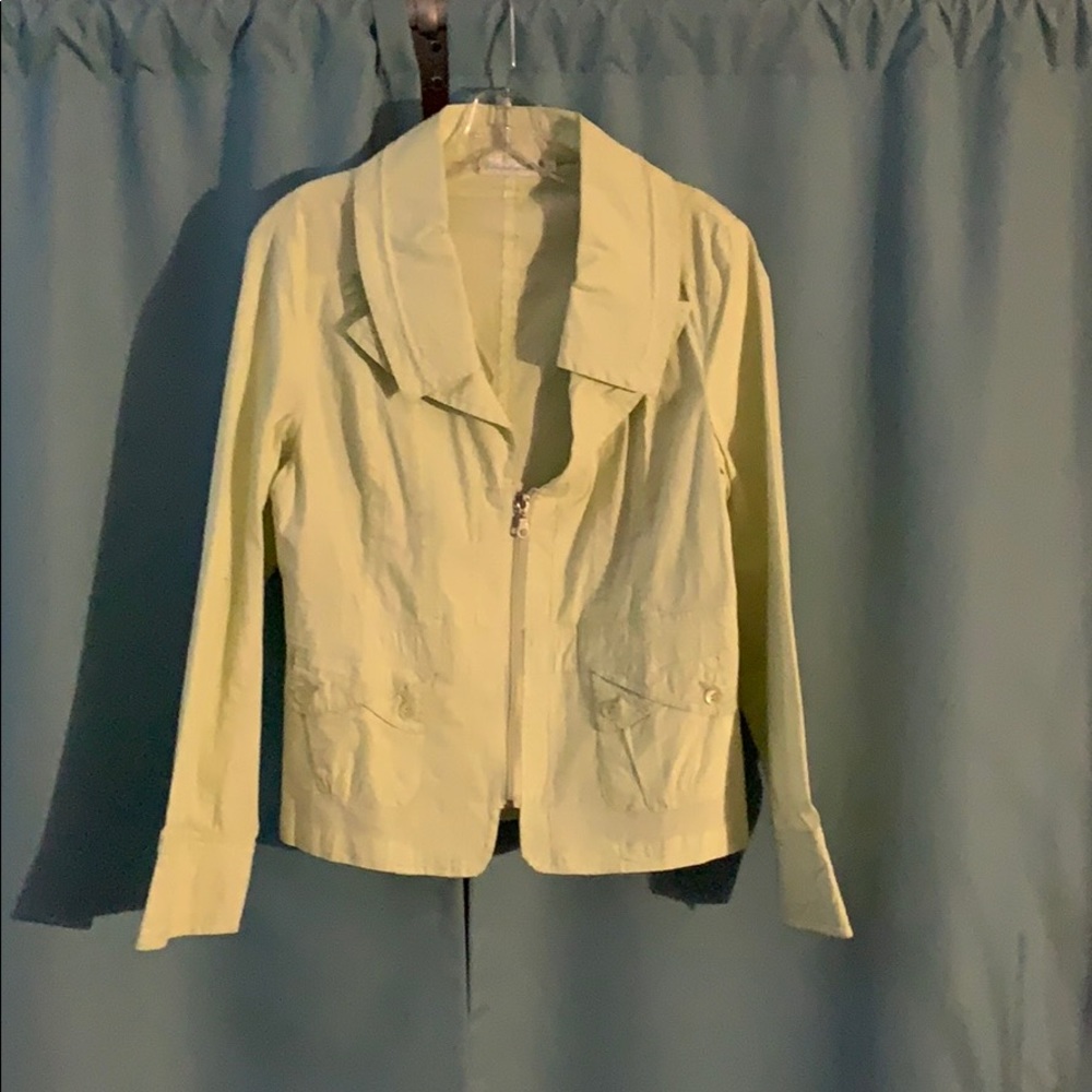 Mint green windbreaker never worn size medium